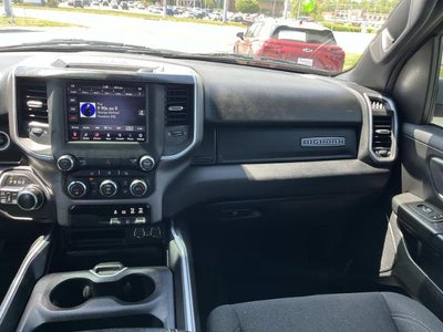 2020 RAM 1500 Big Horn Crew Cab 4x4 5'7" Box