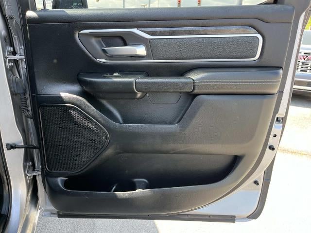 2020 RAM 1500 Big Horn Crew Cab 4x4 5'7" Box