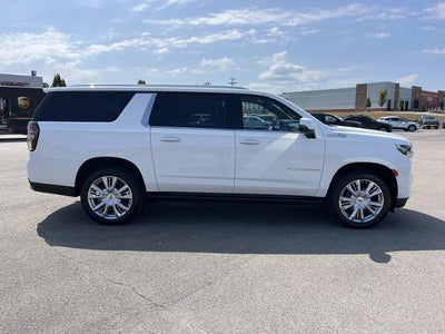 2023 Chevrolet Suburban High Country