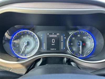 2023 Chrysler Voyager LX